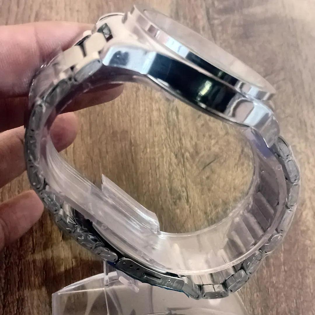 Men's Modern Watch with Random Multicolor Dial