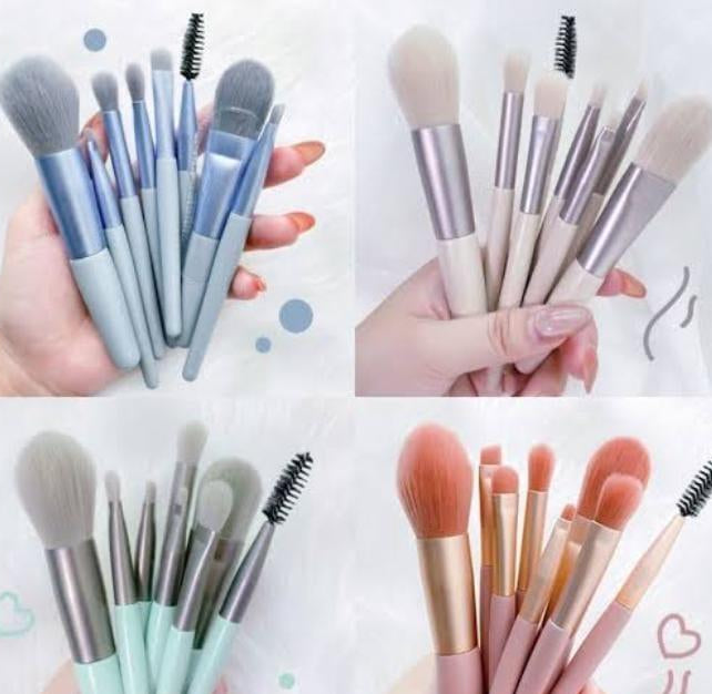 Affordable 8-Piece Makeup Brush Set ABS Plastic Daily Wear